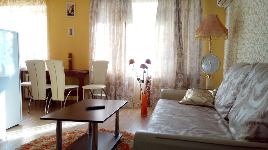 Apartment Studio On Mayakovskogo Avenue Zaporizhia Zewnętrze zdjęcie
